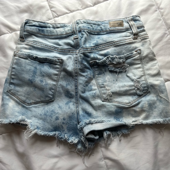 Curvy High Rise Shorts - Picture 2 of 2